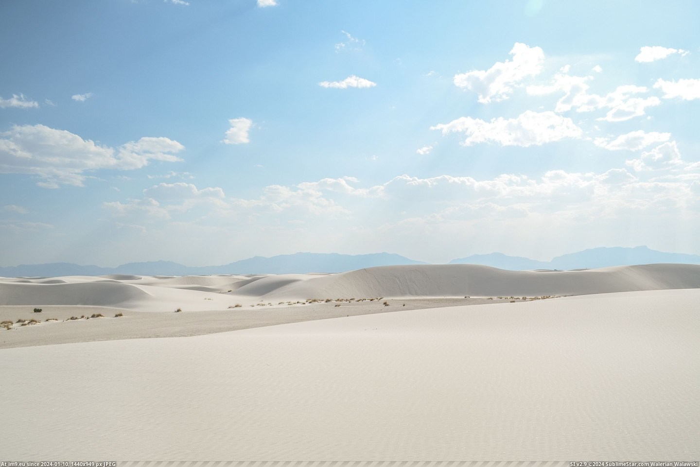 #White #National #Named #Sands #Appropriately #Monument #Mexico [Earthporn] The Appropriately-Named White Sands National Monument, New Mexico [6000x3974] [OC] Pic. (Obraz z album My r/EARTHPORN favs))