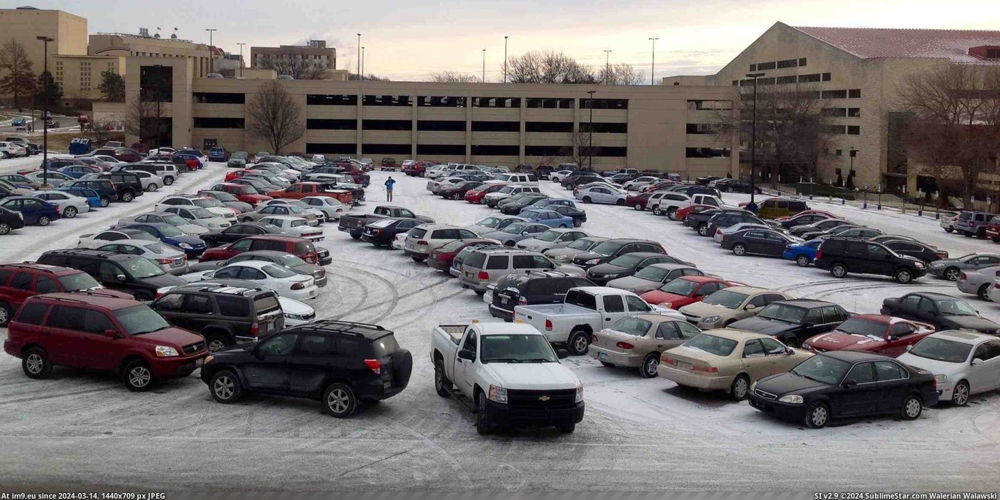 #Funny #Park #Lines #Guide #Suppose #How #Are [Funny] Oh no! How are we suppose to park without the lines to guide us? Pic. (Bild von album My r/FUNNY favs))