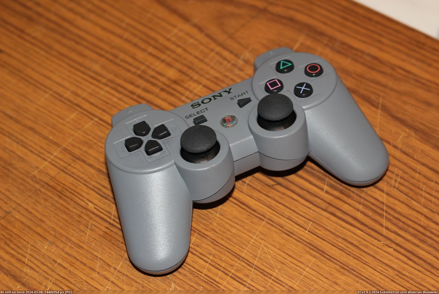 #Gaming #Style #Dualshock #Controller #Modded [Gaming] Modded my Dualshock 3 Controller, Dualshock 1 style. [OC] 4 Pic. (Image of album My r/GAMING favs))
