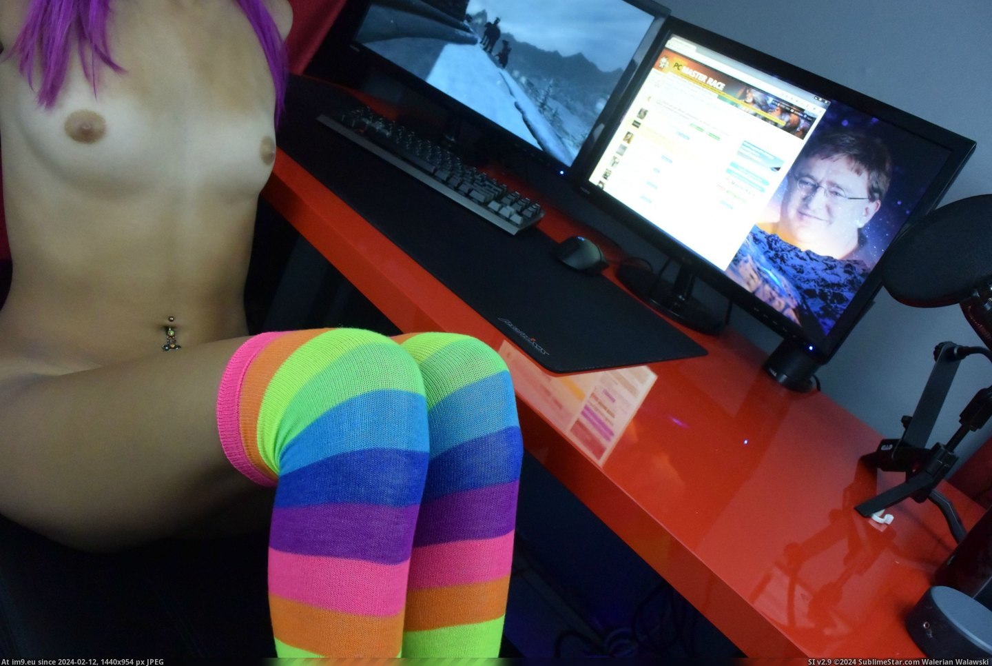 #Gaming #Loves #Awhile #Apparently #Praise [Gonewild] [F] It's been awhile and apparently everyone loves that I'm into gaming. Praise Gaben! ;) 3 Pic. (Obraz z album My r/GONEWILD favs))