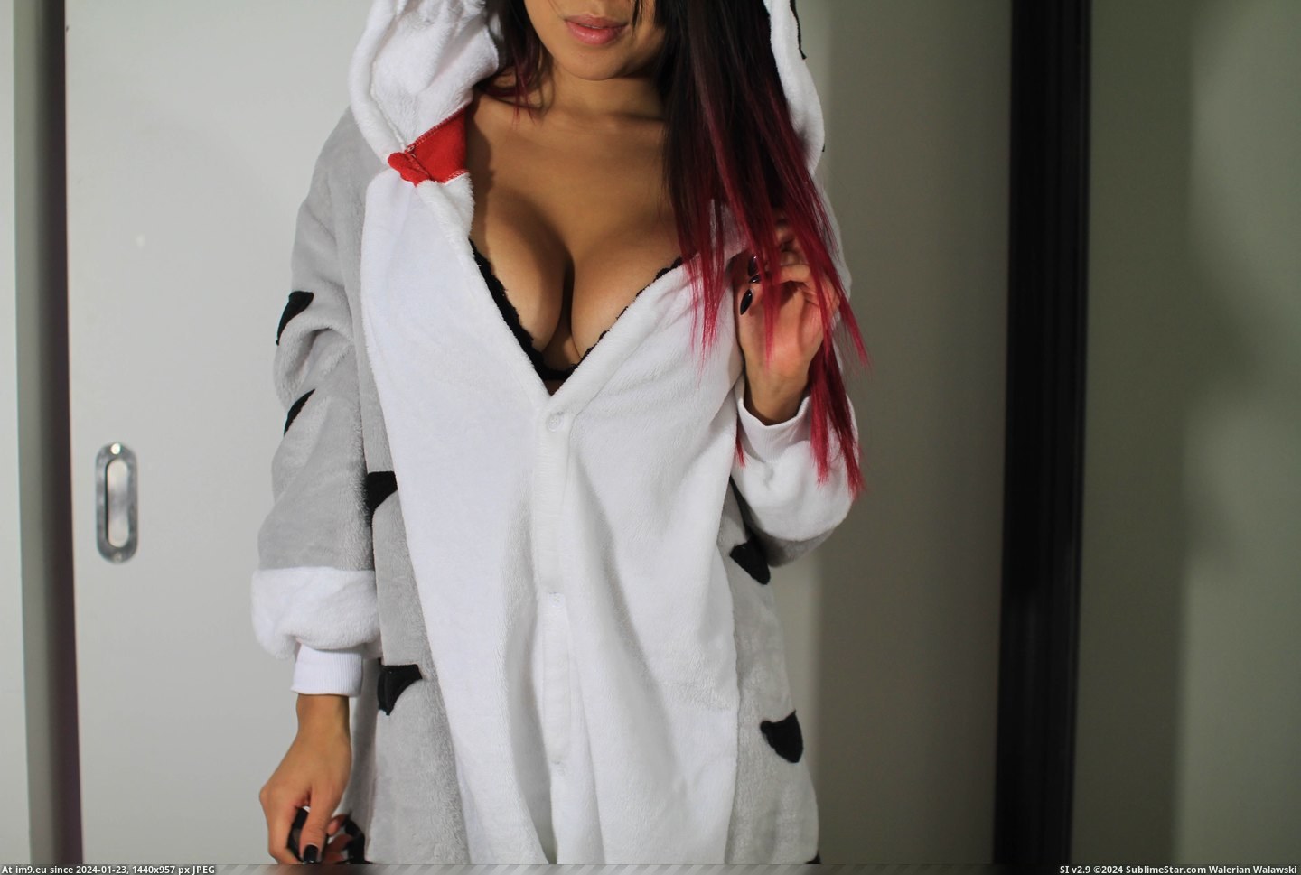#Sexy #Was #How #Told #Onesie #Cat #Way [Gonewild] I was told there was no way I could make my cat onesie sexy, how'd I do GW? [f] 4 Pic. (Bild von album My r/GONEWILD favs))