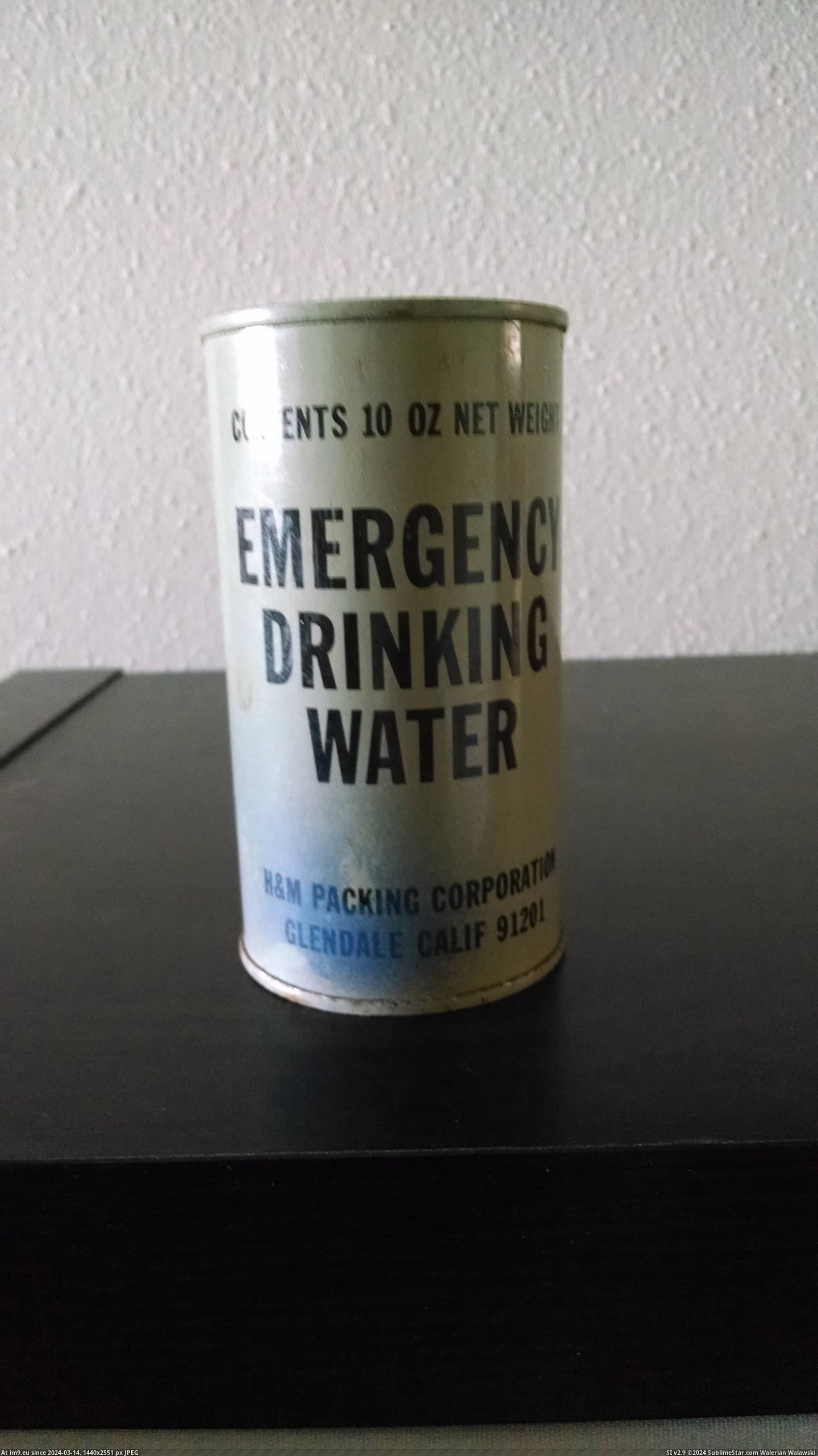 #Full #Dad #Water #Emergency #Breaker #Ice #Pulled #Ship [Mildlyinteresting] A can of emergency water made in 1969. My dad pulled it off of an ice breaker ship in 1976. Still full. Pic. (Bild von album My r/MILDLYINTERESTING favs))