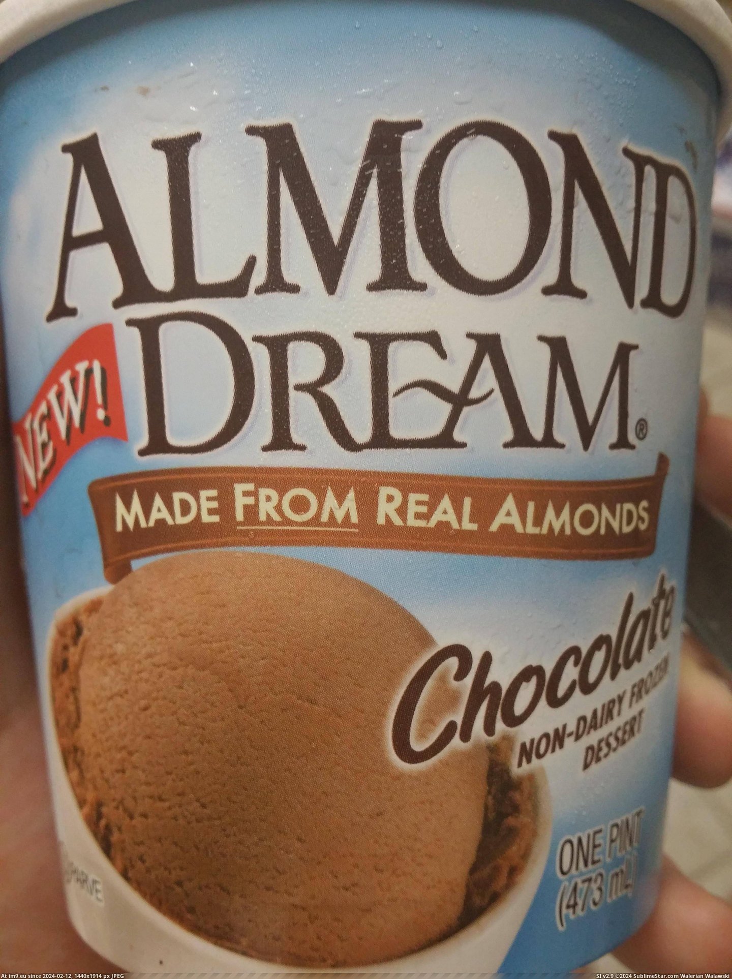 #Ice #Cream #Almond #Emphasis #Word #Odd [Mildlyinteresting] Emphasis on odd word on almond ice cream. Pic. (Image of album My r/MILDLYINTERESTING favs))