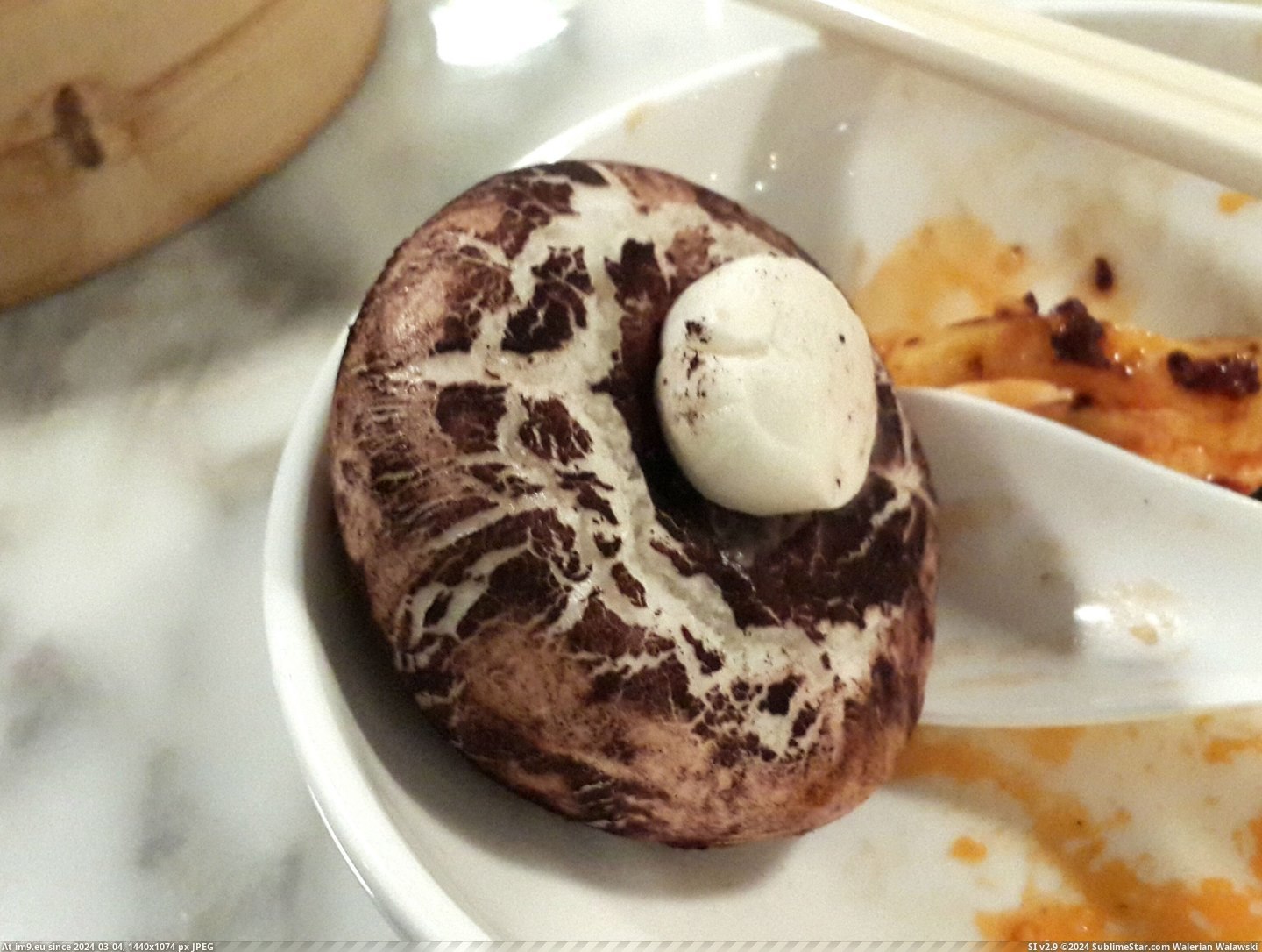 #Real #Mushroom #Buns #Mushrooms [Mildlyinteresting] Mushroom steamed buns that look like real mushrooms 1 Pic. (Bild von album My r/MILDLYINTERESTING favs))
