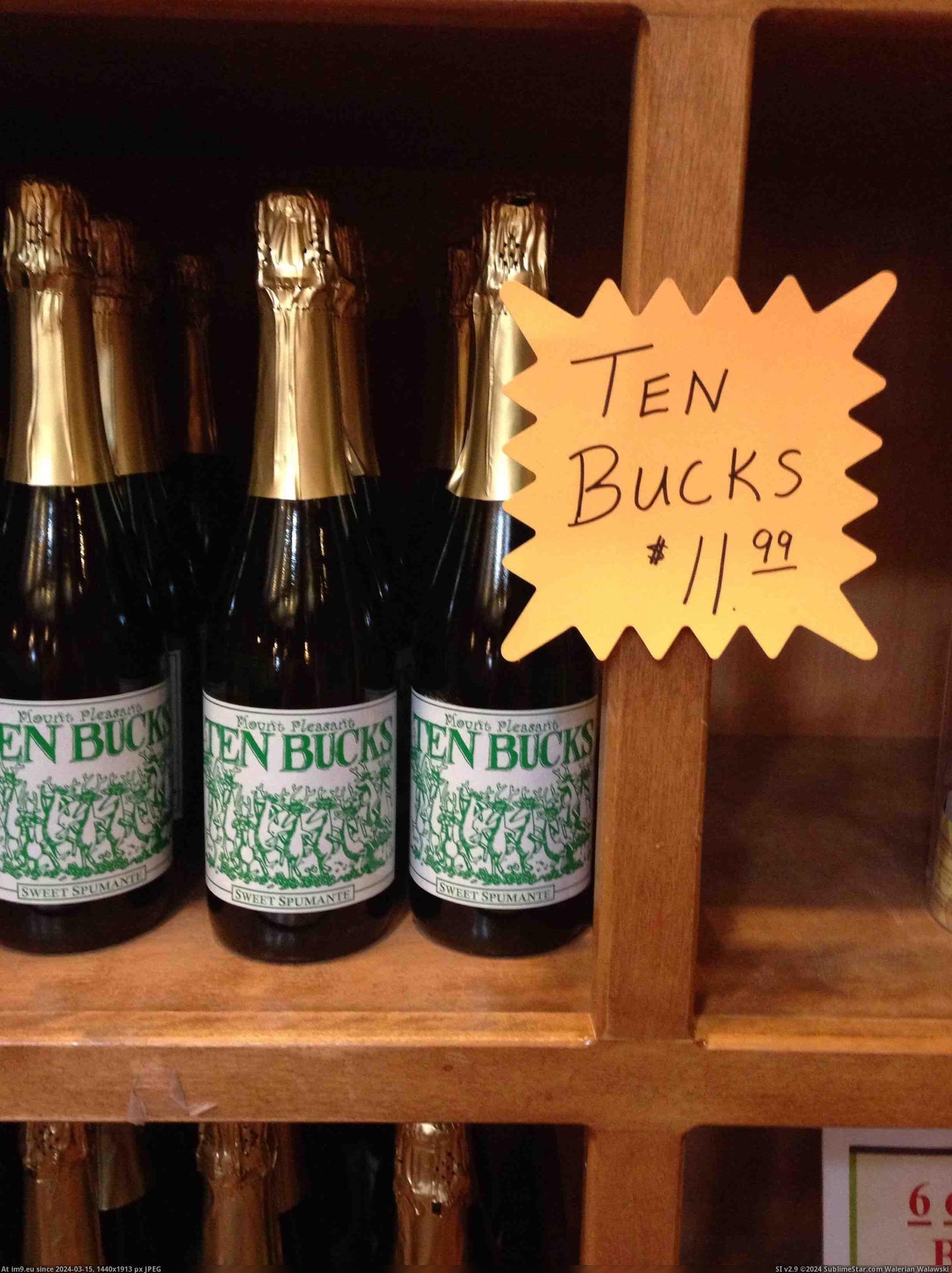 #Ten #Twelve #Bucks #Costs [Mildlyinteresting] Ten Bucks costs twelve bucks. Pic. (Bild von album My r/MILDLYINTERESTING favs))