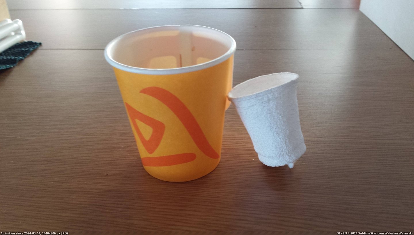 #Was #Depth #Cup [Mildlyinteresting] The cup on the right was taken down to a depth of 350m Pic. (Image of album My r/MILDLYINTERESTING favs))