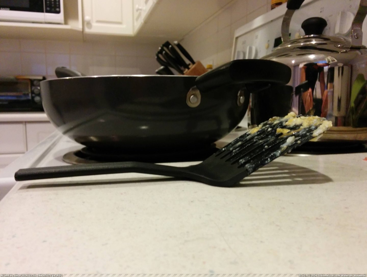 #Was #Balance #Spatula #Egg [Mildlyinteresting] The egg on my spatula was just right to balance it Pic. (Image of album My r/MILDLYINTERESTING favs))