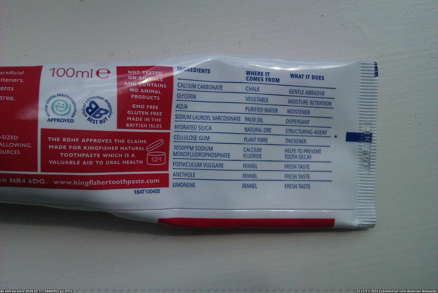 [Mildlyinteresting] The ingredients section on this toothpaste tube explains where each ingredient comes from and what it does (in My r/MILDLYINTERESTING favs)
