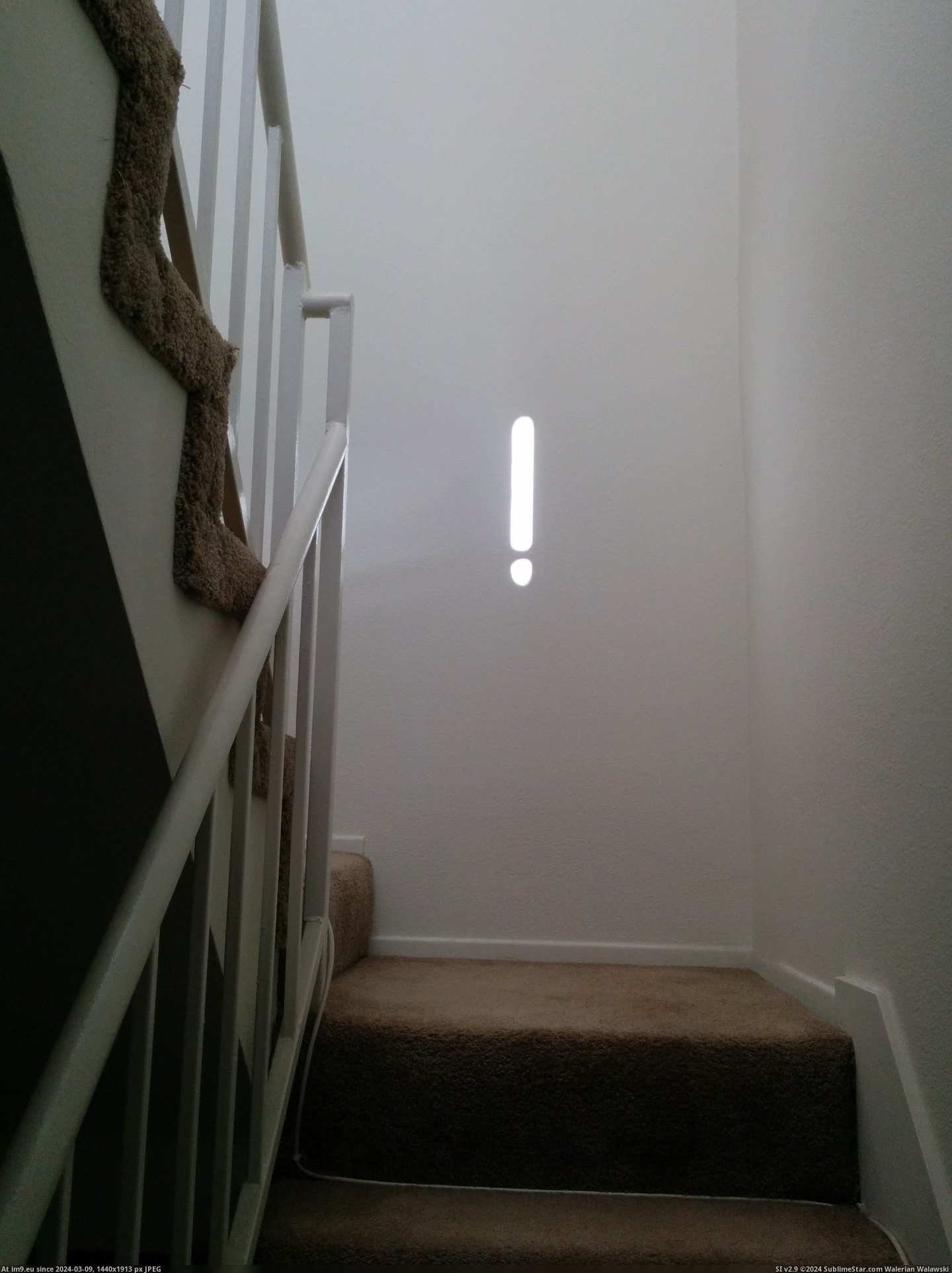 #Perfect #Wall #Produced #Exclamation #Sun #Point [Mildlyinteresting] The sun produced a perfect exclamation point on the wall Pic. (Image of album My r/MILDLYINTERESTING favs))
