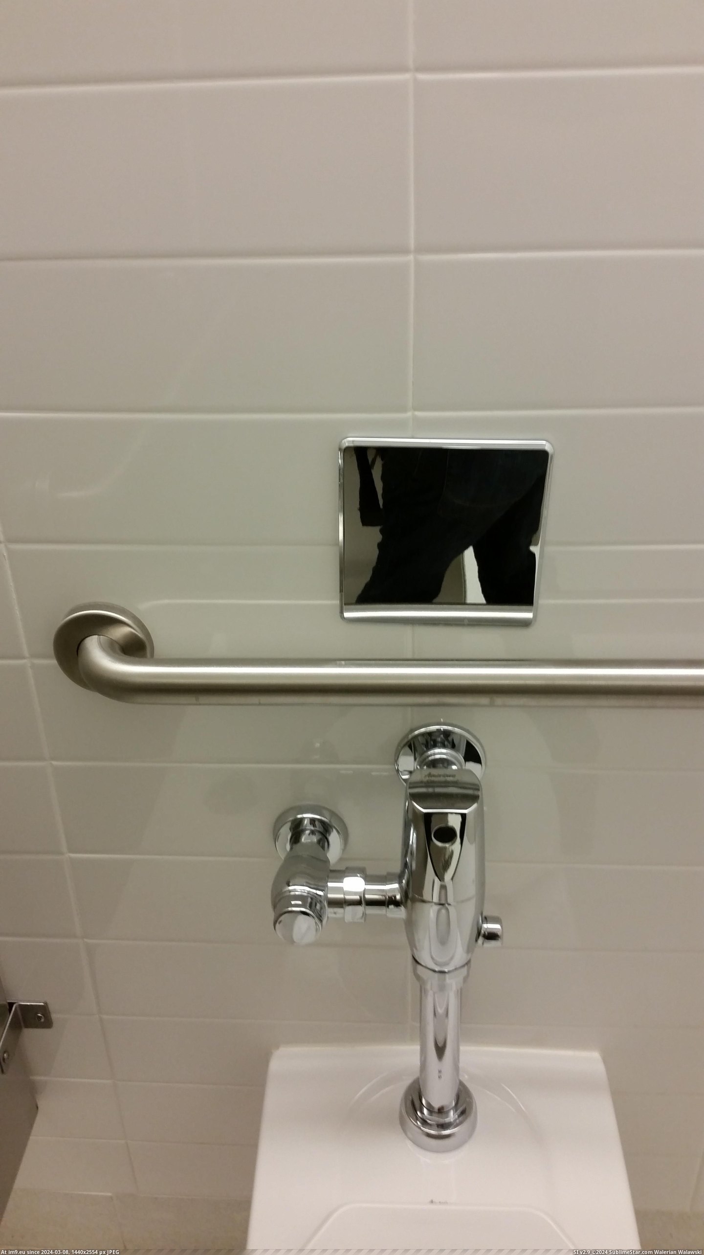 #Mirror #Tiny #Stall #Wiping #Bathroom #Check [Mildlyinteresting] This bathroom stall has a tiny mirror so you can check yourself after wiping. Pic. (Image of album My r/MILDLYINTERESTING favs))