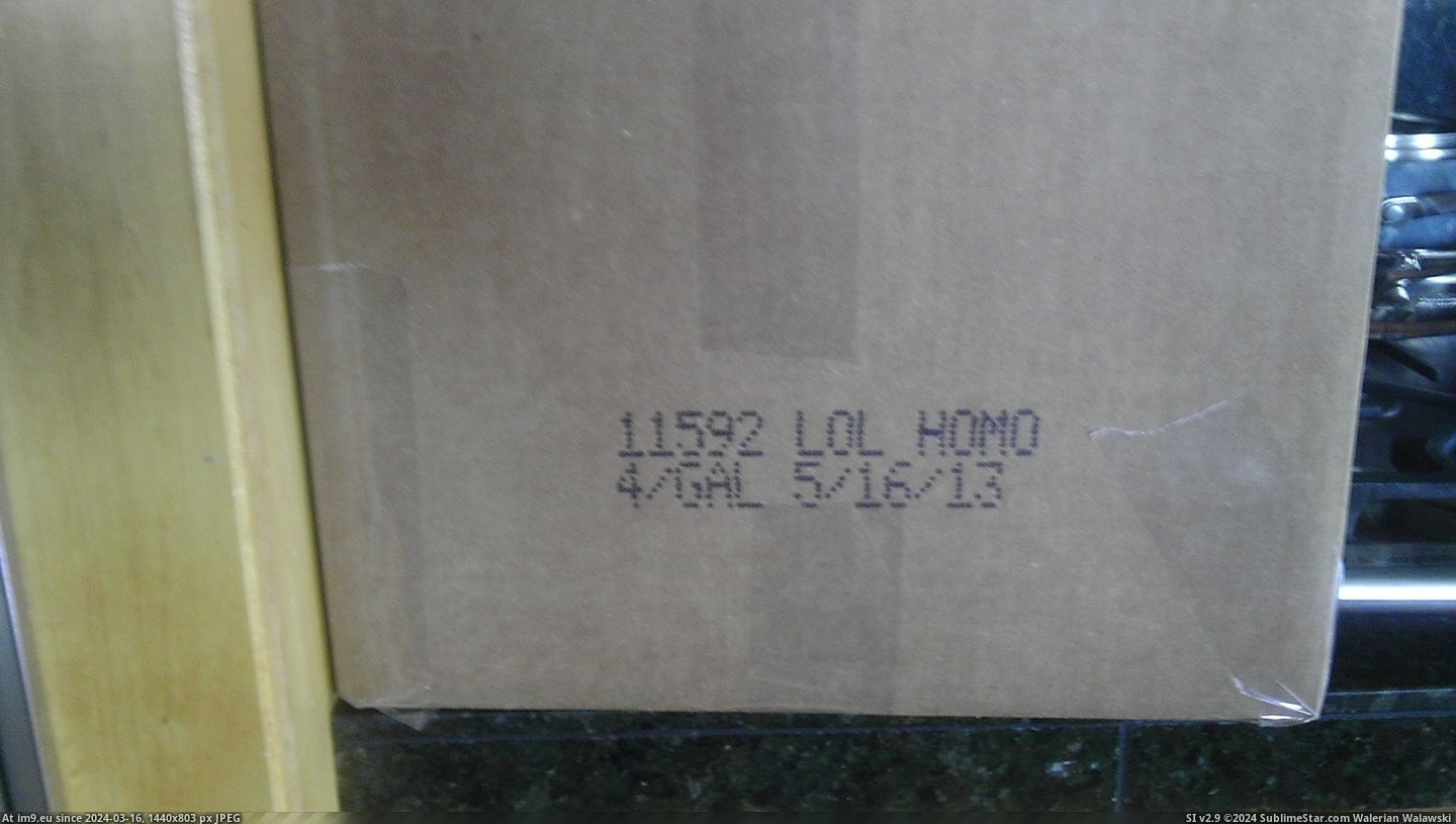 #Funny #Homosexuality #Box [Mildlyinteresting] This box seems to think homosexuality is funny. Pic. (Image of album My r/MILDLYINTERESTING favs))
