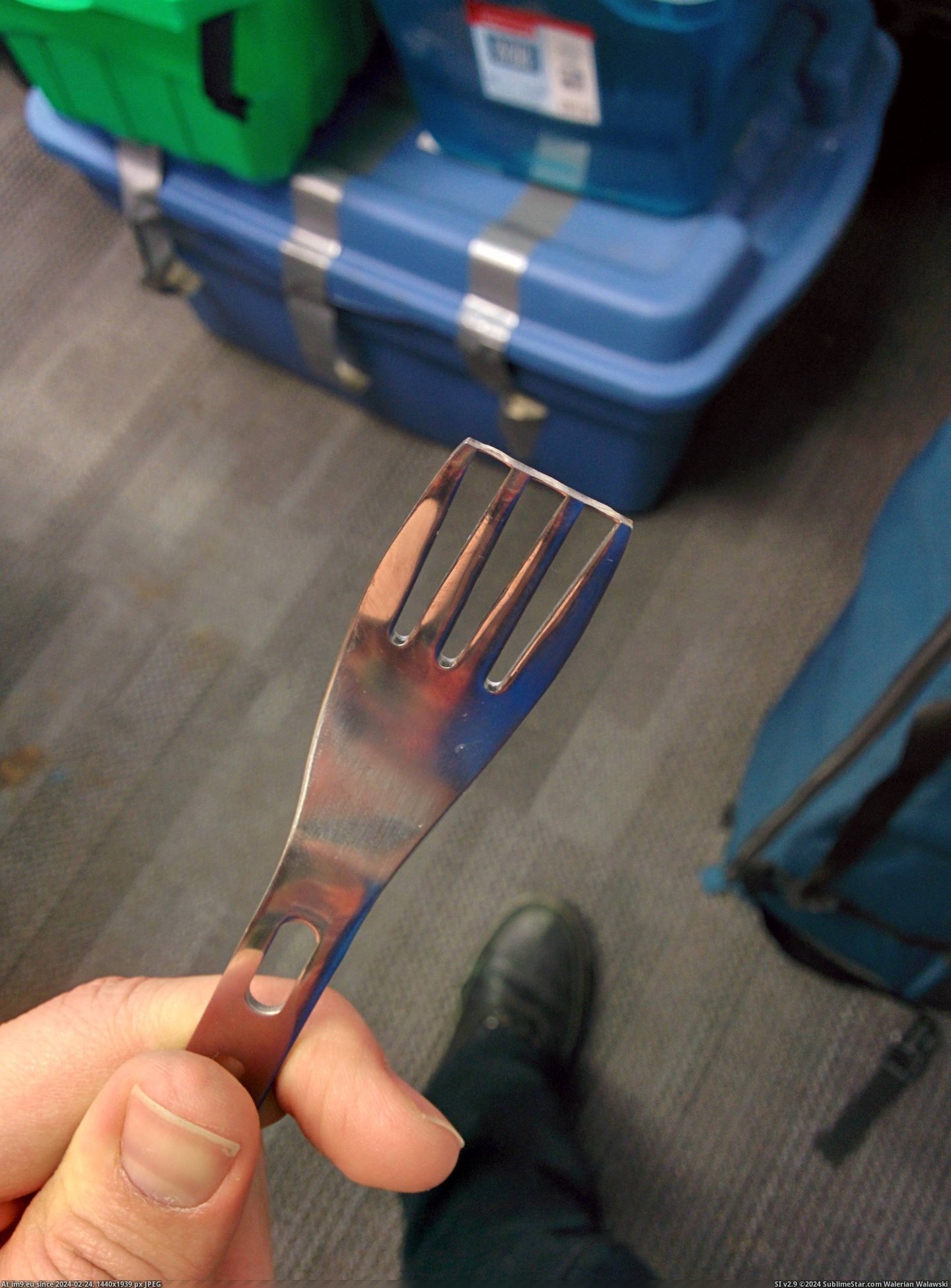 #Making #Fork #Tines #Useless #Connected [Mildlyinteresting] This fork's tines are connected, making it useless. Pic. (Image of album My r/MILDLYINTERESTING favs))