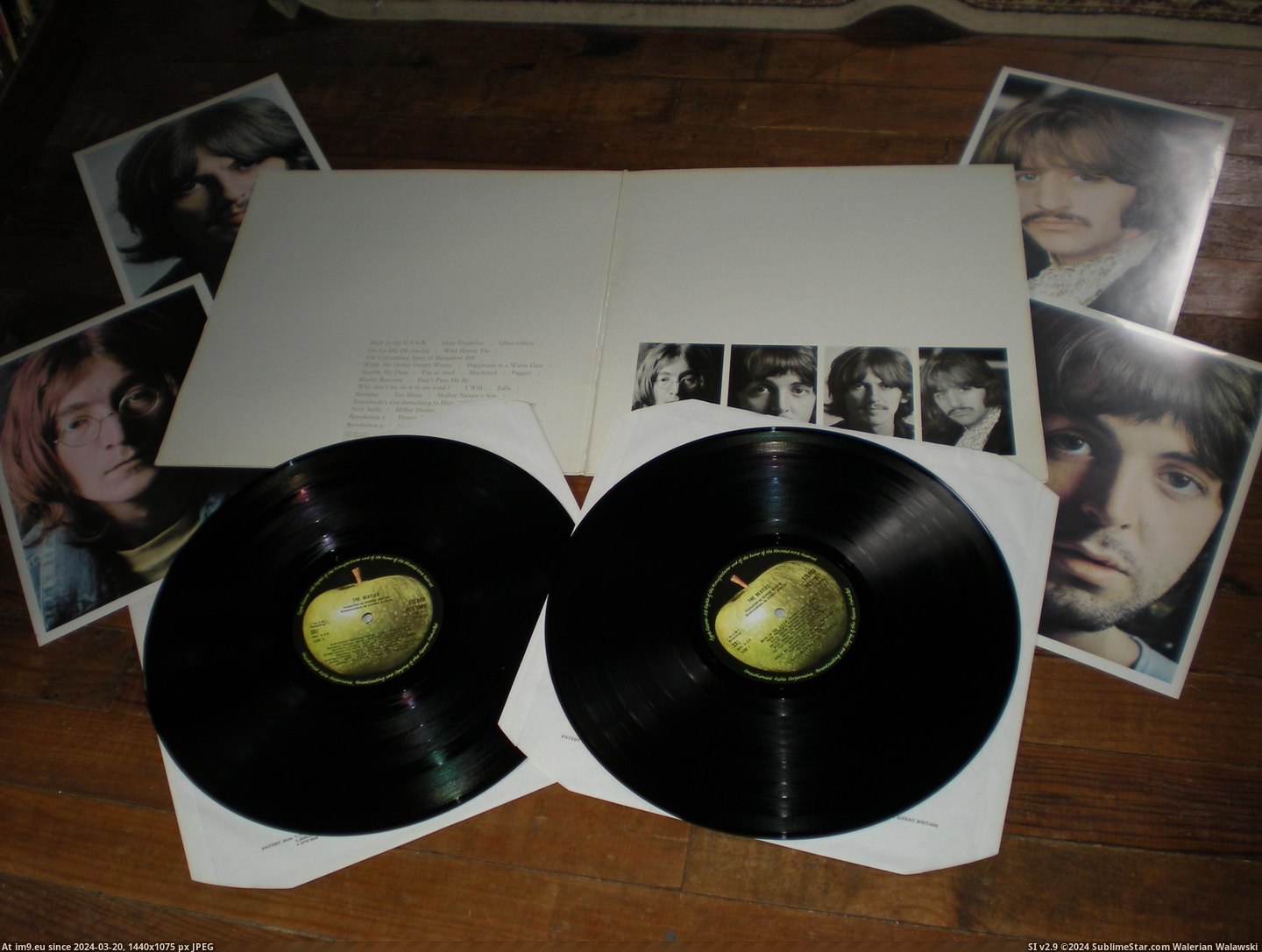 #Album #Nmint #White NMint White Album 1973 1 Pic. (Image of album new 1))