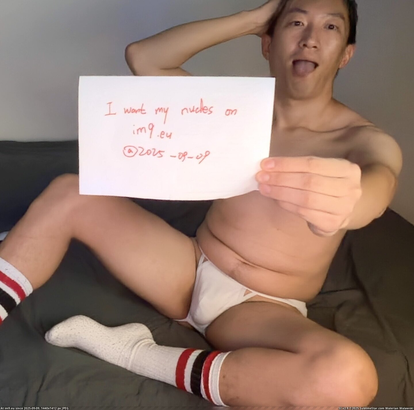 #Gay #Fag #Im9verified #Asian Photo on 9-9-25 at 7.01 AM Pic. (Image of album Exposed Asian Gay))