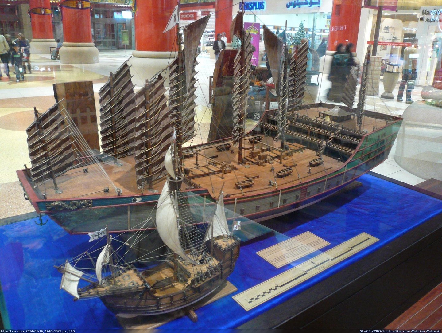 #Time #Santa #Chinese #Lived #Explorer #Christopher #Maria #Ship #Compared [Pics] Chinese explorer Zheng He's ship compared to Christopher Columbus' Santa Maria. Both lived and sailed at the same time. Pic. (Bild von album My r/PICS favs))