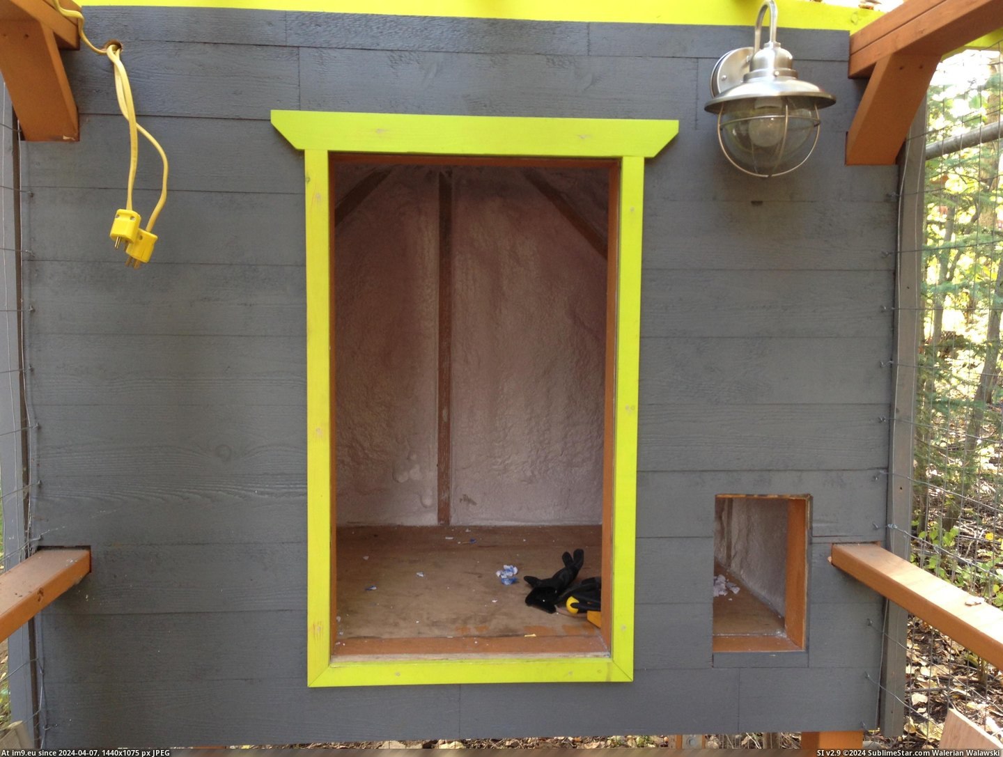 #Share #Thought #Chicken #Coop #Built #Alaska [Pics] I built a chicken coop at my home in Alaska and I thought I'd share 12 Pic. (Obraz z album My r/PICS favs))