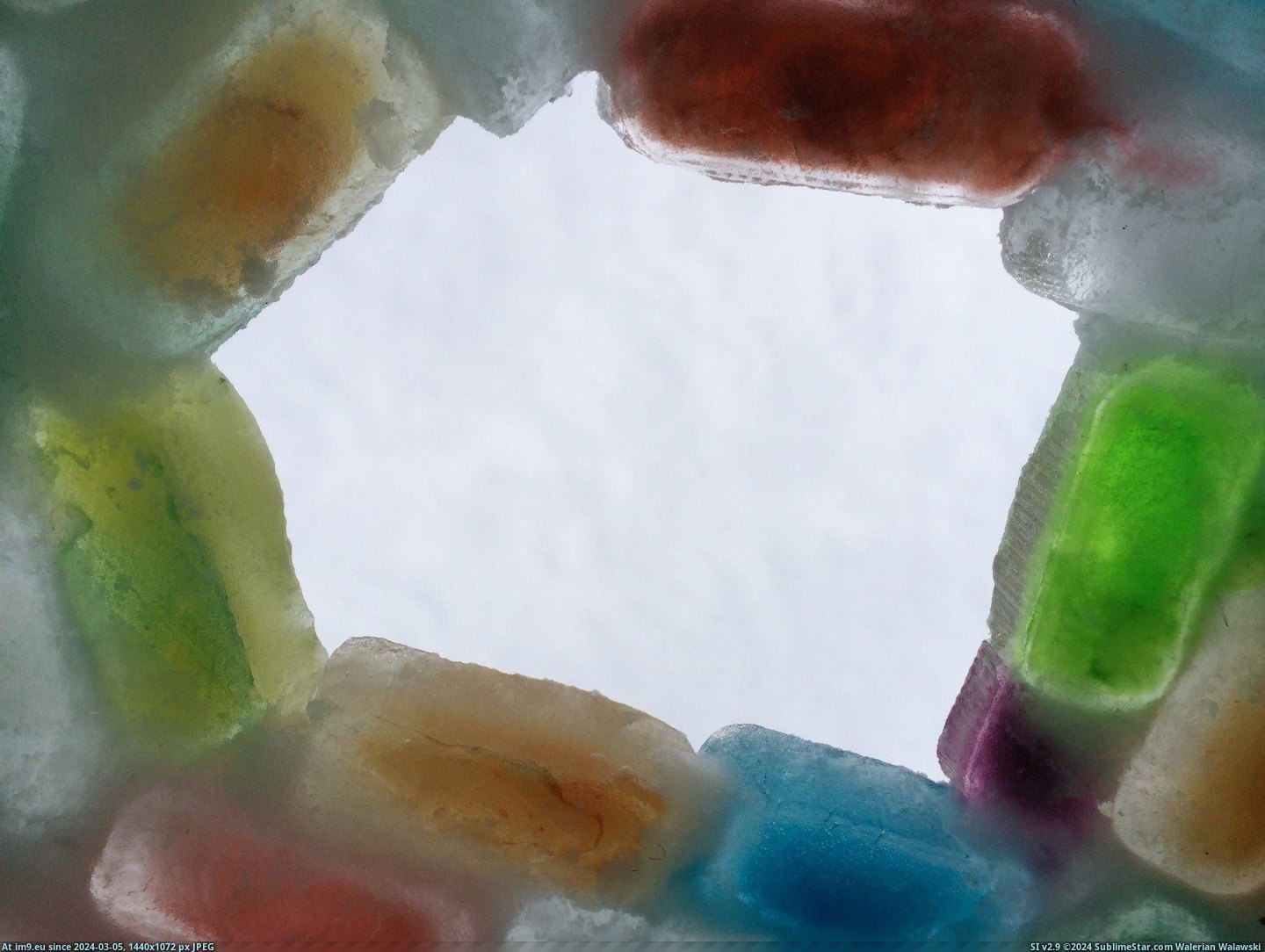 #Year #Ago #Making #Polar #Gem #Vortex #Igloo #Awesome #Family #Inspired [Pics] Inspired by a reddit post about a year ago, my family made the most of the Polar Vortex by making this awesome Gem Igloo  Pic. (Image of album My r/PICS favs))