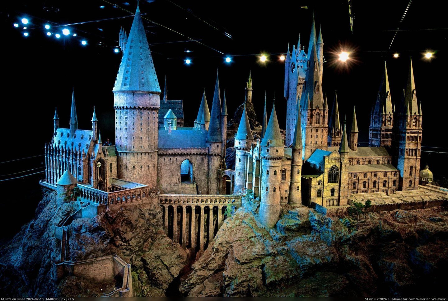 #Was #Pretty #Amazing #Fan #Harry #Potter #Hoggwarts #But #Real #Movie [Pics] Never was a Harry Potter fan myself, but this was pretty amazing. This is the 'real' Hoggwarts they used in the movie. It Pic. (Image of album My r/PICS favs))