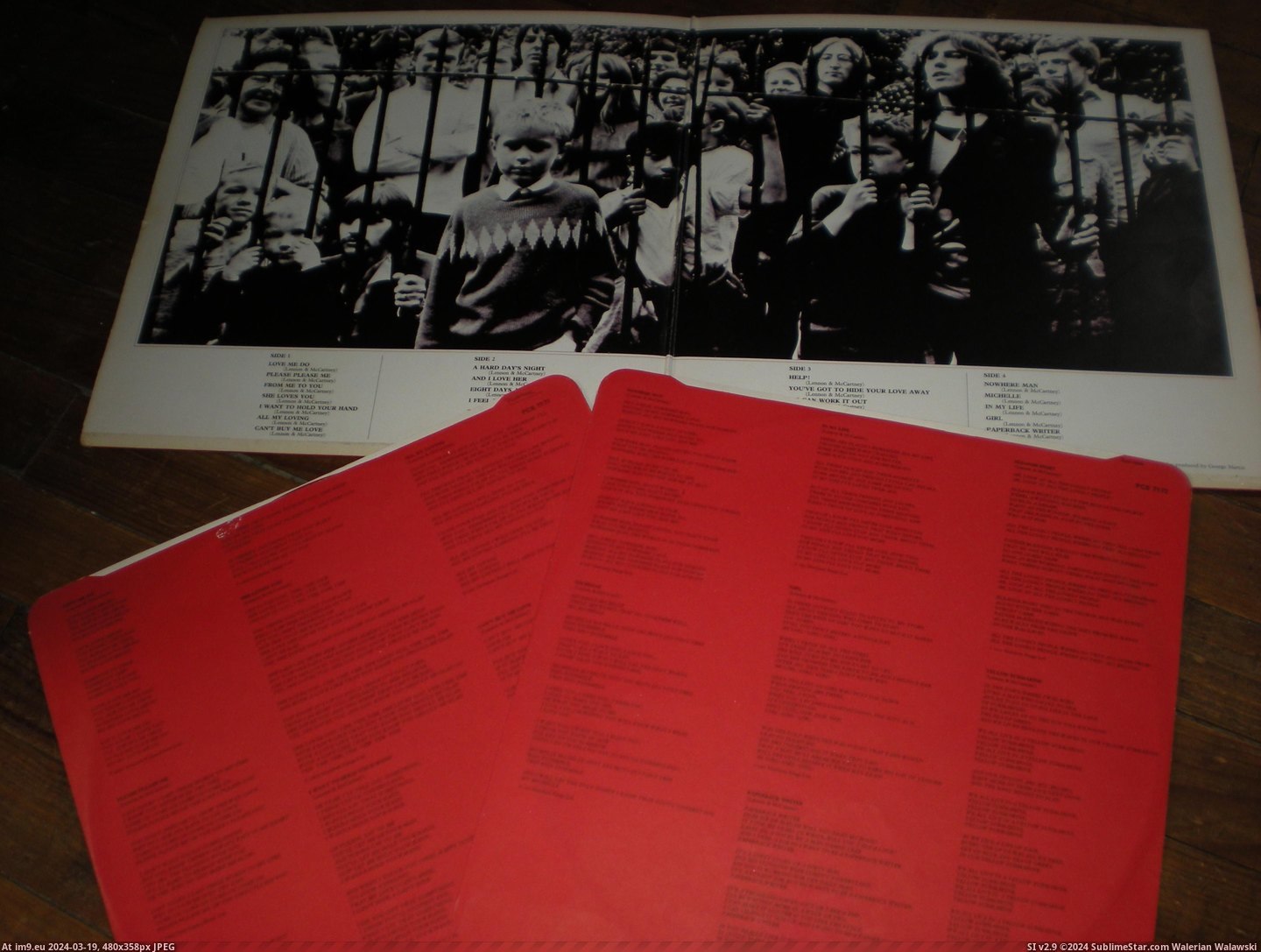 #Red  #Vinyl RED Vinyl 9 Pic. (Image of album new 1))