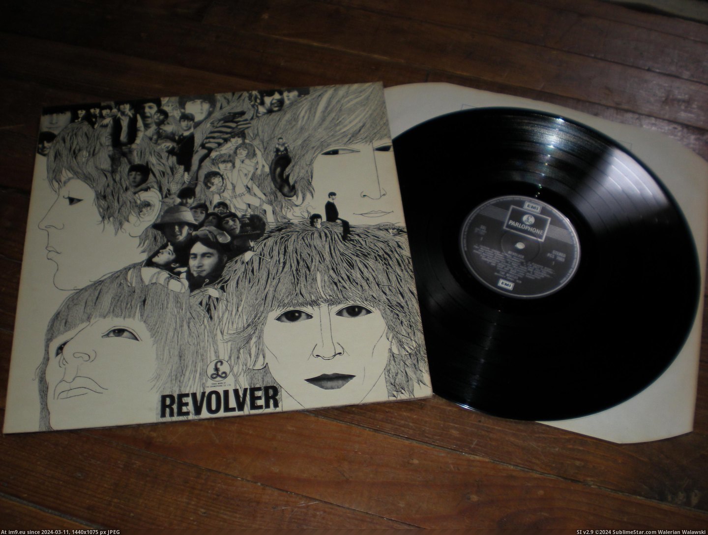 #Box #Nmint #Revolver Revolver 2 box NMint 2 Pic. (Image of album new 1))