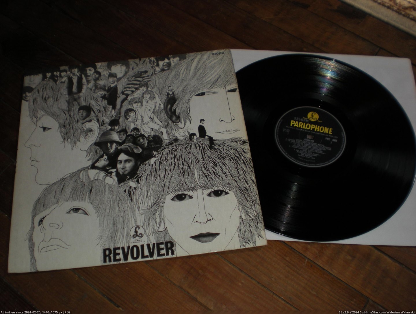 #Revolver  #Ejday Revolver EJDay 6 Pic. (Bild von album new 1))