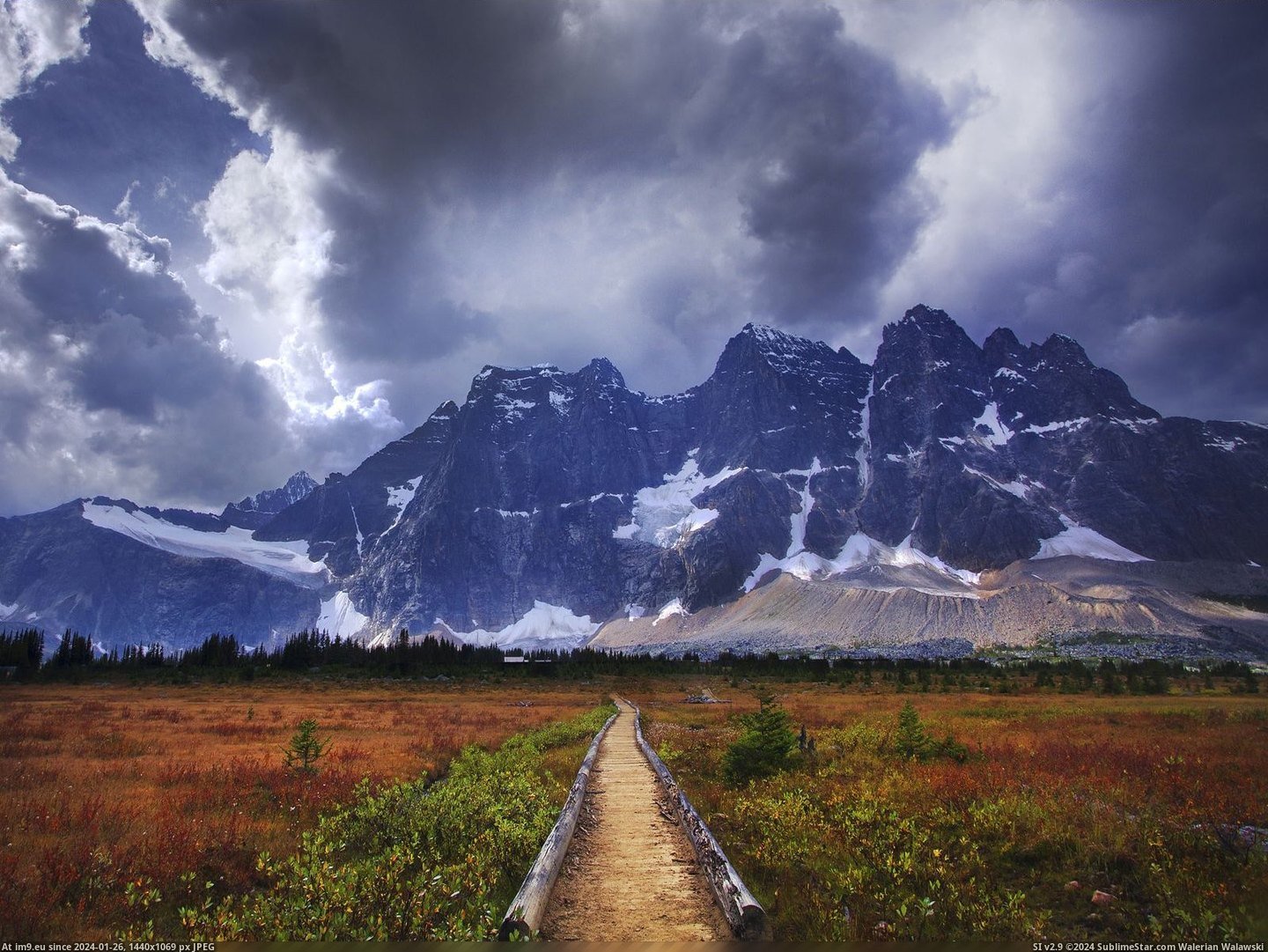 Tonquin Valley, Jasper National Park, Alberta (in Beautiful photos and wallpapers)