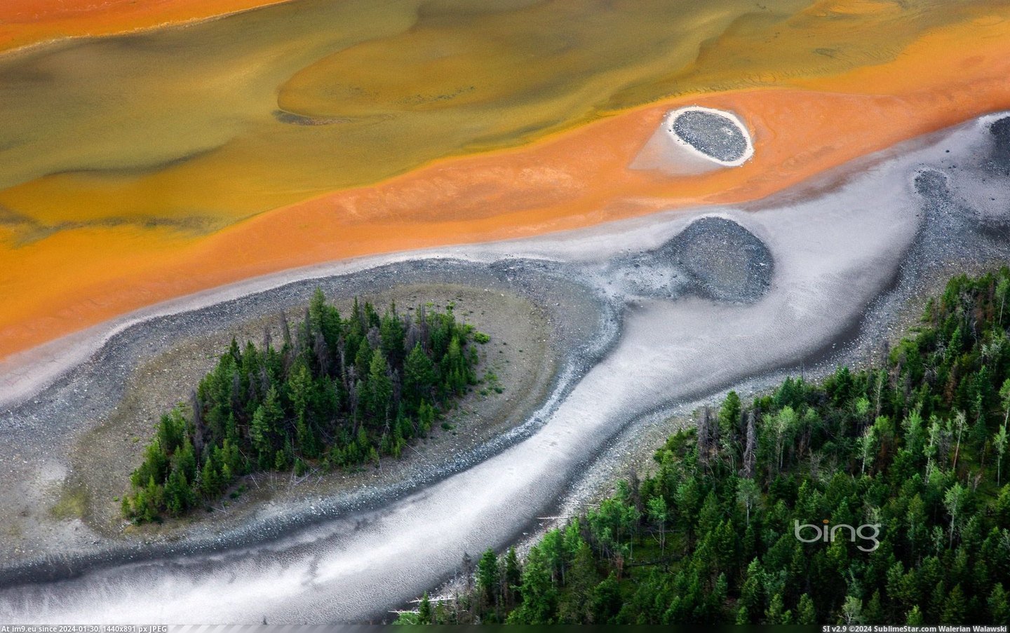 Unnamed lake in the southern Cariboo region of British Columbia, Canada (© Corbis) (in Best photos of February 2013)