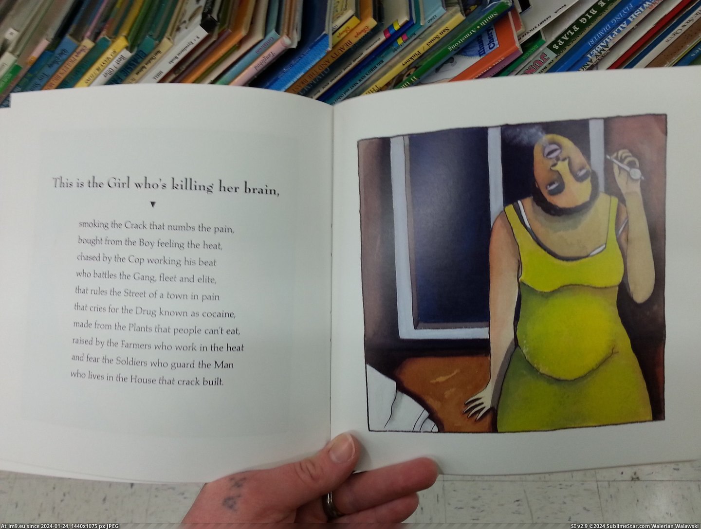 #Wtf #Store #Thrift #Crack #Book #Children [Wtf] Found this children's book about crack at a thrift store today 3 Pic. (Изображение из альбом My r/WTF favs))